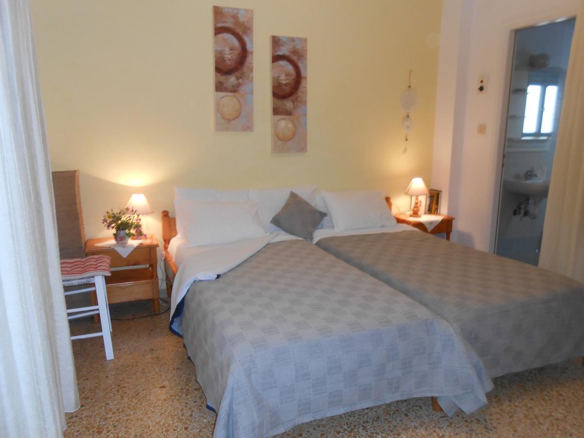 Angeliki Pension Katapola Ngoại thất bức ảnh